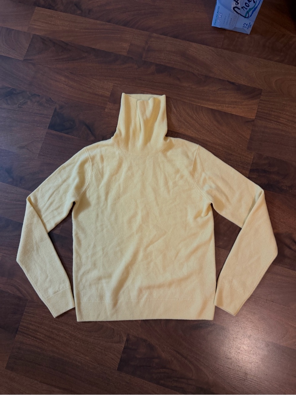 Uniqlo Pale Yellow Turtleneck Sweater